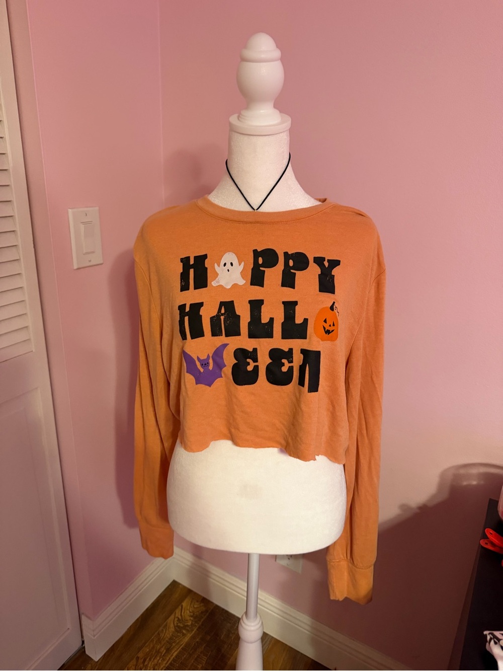 'Happy Halloween' Long-Sleeve Crop Top